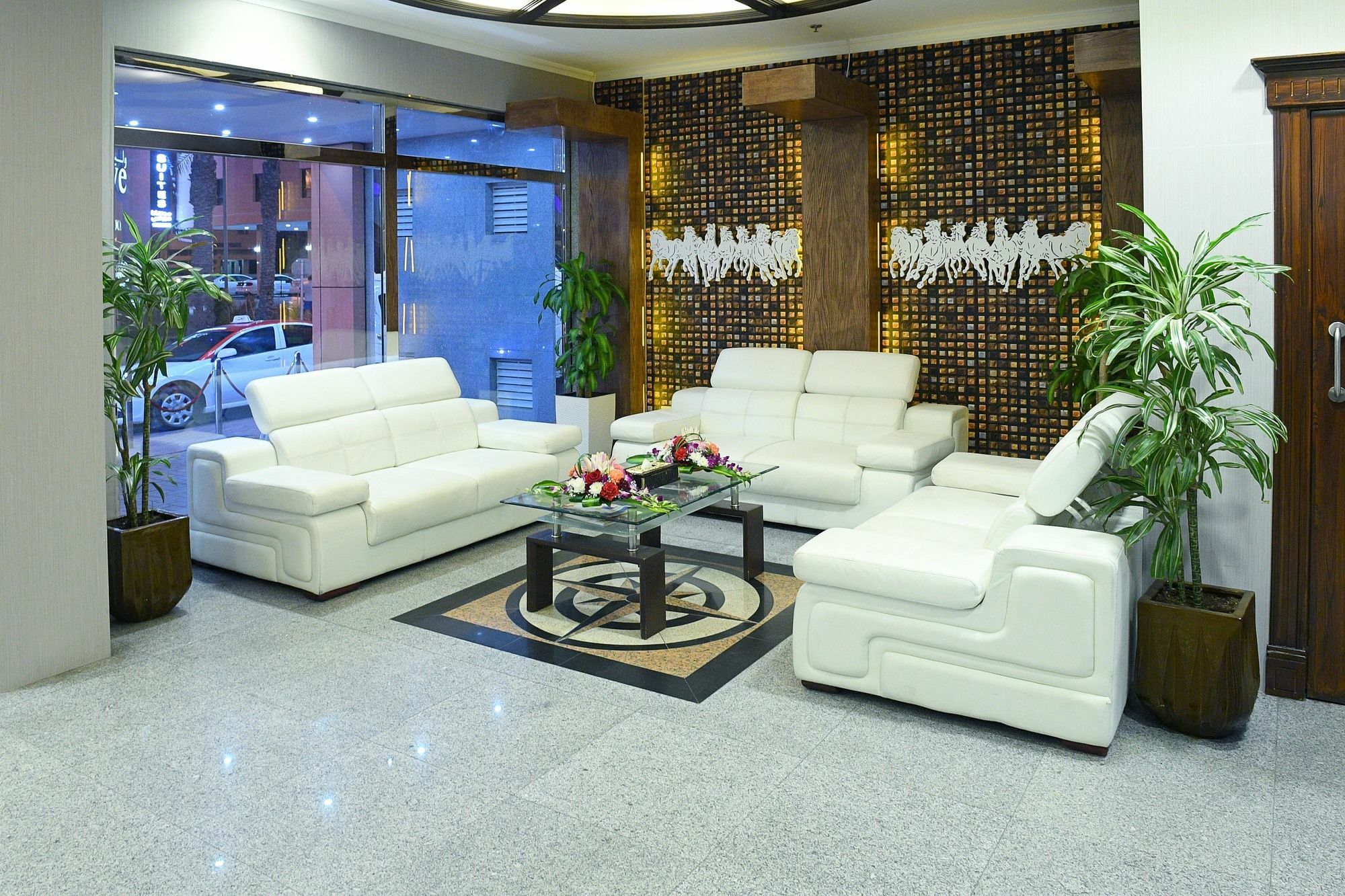 Sea Diamond Plaza Apartments Manáma Kültér fotó