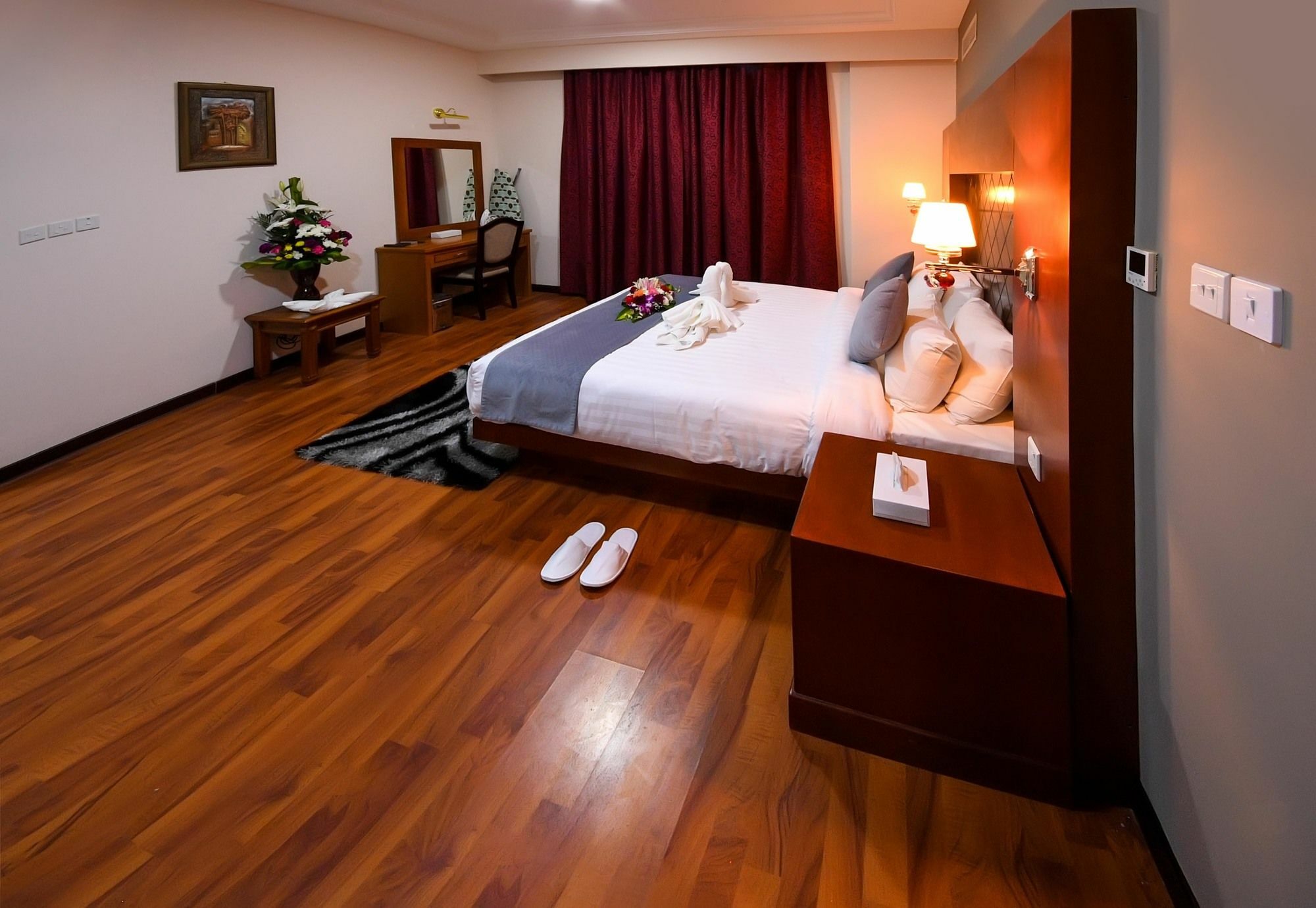 Sea Diamond Plaza Apartments Manáma Kültér fotó